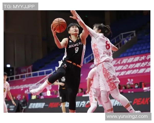 杭州羽毛球队在世界锦标赛积分榜上以73分稳居第一名展现强劲实力 杭州羽毛球队在世界锦标赛积分榜上以73分稳居第一名展现强劲实力